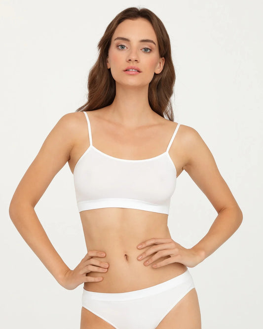 Biały bezszwowy damski top na cienkich ramiączkach second skin seamless Gatta