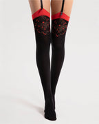 czarne kryjące wzorzyste pończochy do pasa 40 den z czerwonym wzorem