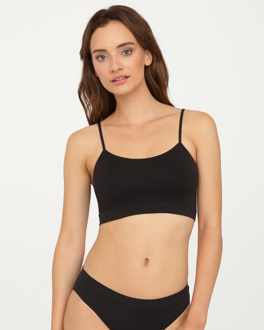 Czarny bezszwowy damski top na cienkich ramiączkach second skin seamless Gatta