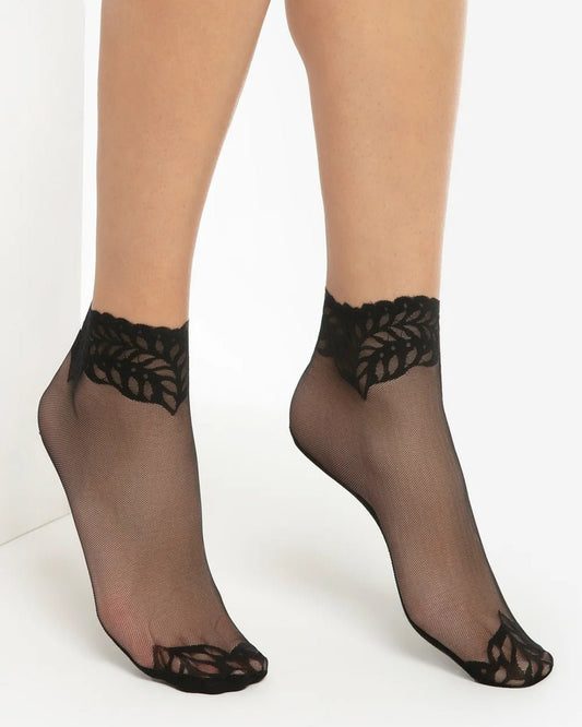 czarne wzorzyste koronkowe stopki damskie